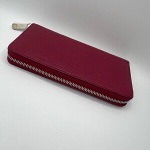LV LONG EPI LEATHER ZIPPY WALLET